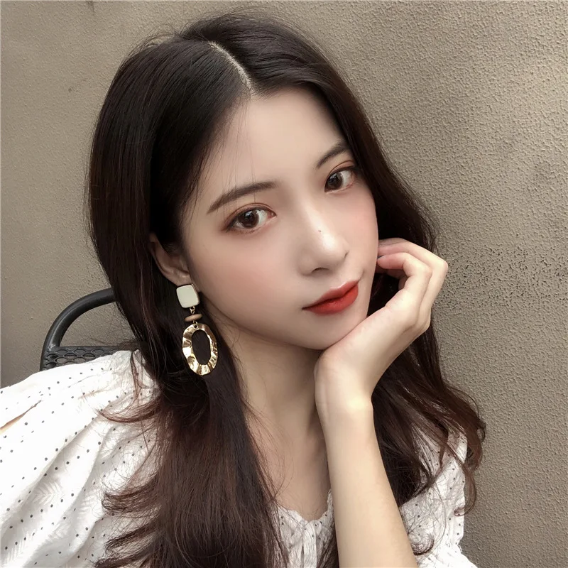 NEW Fashion Temperament Women Drop Glaze RUANME A Pair Of Eardrop Long Metal Geometry Earrings Jewelry Accessories NEW Fashion Temperament Women Drop Glaze RUANME A Pair Of Eardrop Long Metal Geometry Earrings Jewelry Accessories