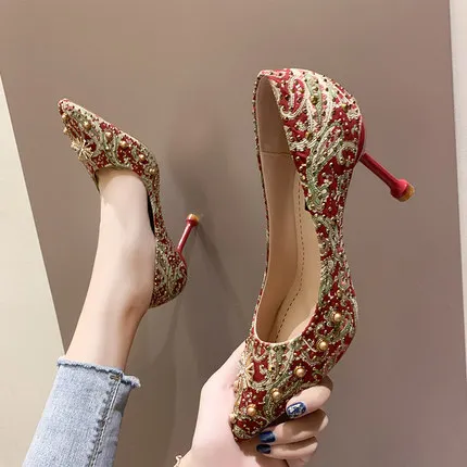 High heels female sense 2019 autumn new pointed stiletto shallow mouth wild elegant single shoes
High heels female sense 2019 autumn new pointed stiletto shallow mouth wild elegant single shoes