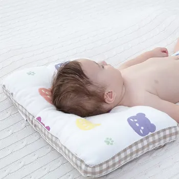 0-6T Comfortable Cartoon Infant Support Prevent Anti Roll Baby Pillow Flat Head Neck Infant Cotton Cushion Kids Pillows 26*46cm
0-6T Comfortable Cartoon Infant Support Prevent Anti Roll Baby Pillow Flat Head Neck Infant Cotton Cushion Kids Pillows 26*46cm