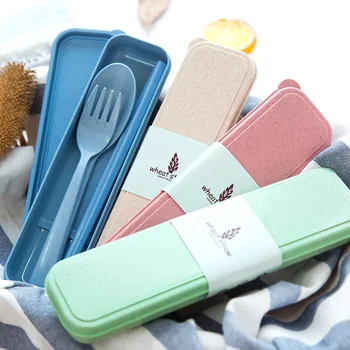 Three-piece wheatgrass tableware Environmentally friendly portable tableware set Easy to travel Spoon fork chopsticks tableware 
Three-piece wheatgrass tableware Environmentally friendly portable tableware set Easy to travel Spoon fork chopsticks tableware