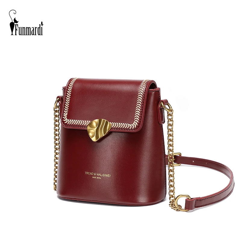 FUNMARDI 2020 Mini PU Leather Crossbody Bags for Women Shoulder Bag Brand Chain Lady Bucket Bag Summer Messenger Bag WLHB3072
FUNMARDI 2020 Mini PU Leather Crossbody Bags for Women Shoulder Bag Brand Chain Lady Bucket Bag Summer Messenger Bag WLHB3072