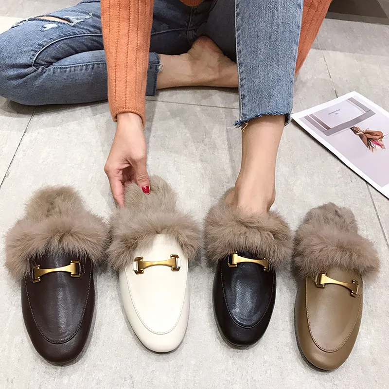 Women Flat Slippers Slip On Mules Brand Designers Fashion Luxury Rivet T-strap Slides Slip On Loafers Mules Women Fur Slides 
Women Flat Slippers Slip On Mules Brand Designers Fashion Luxury Rivet T-strap Slides Slip On Loafers Mules Women Fur Slides