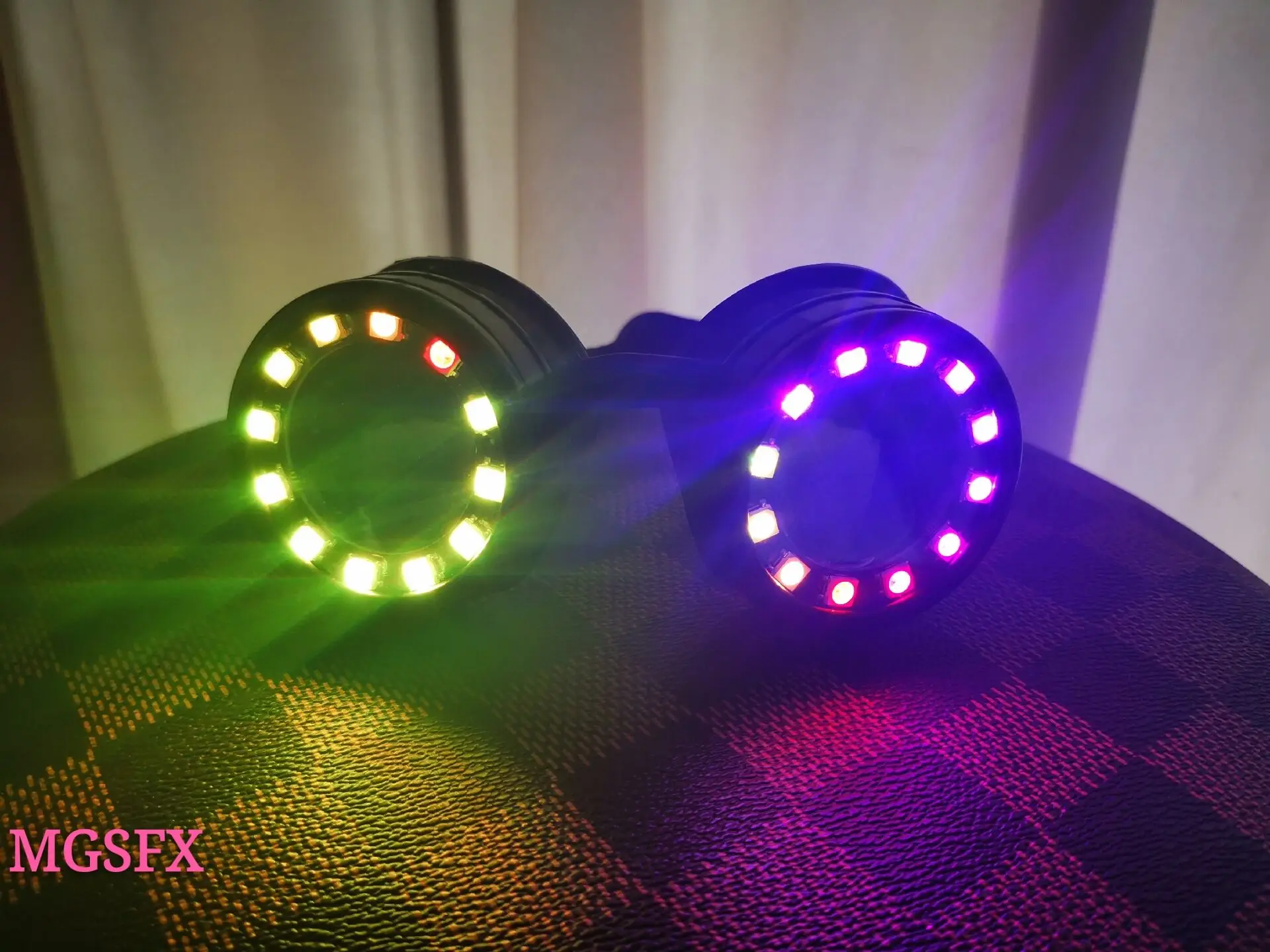 High quality remote control full color DJ Rezz LED Glasses goggles light up Mask Disco stage performance nightclub show party
High quality remote control full color DJ Rezz LED Glasses goggles light up Mask Disco stage performance nightclub show party