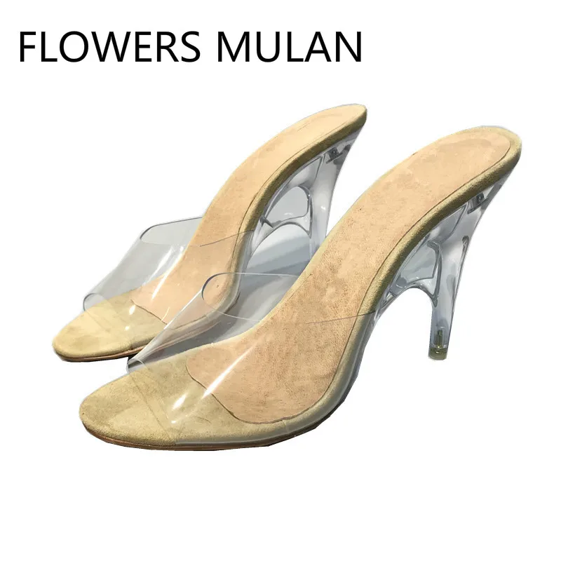 Sexy PVC Jelly Sandals Crystal peep toe strange Transparent High Heels Women Slippers Discount slides summer shoes for ladies
Sexy PVC Jelly Sandals Crystal peep toe strange Transparent High Heels Women Slippers Discount slides summer shoes for ladies