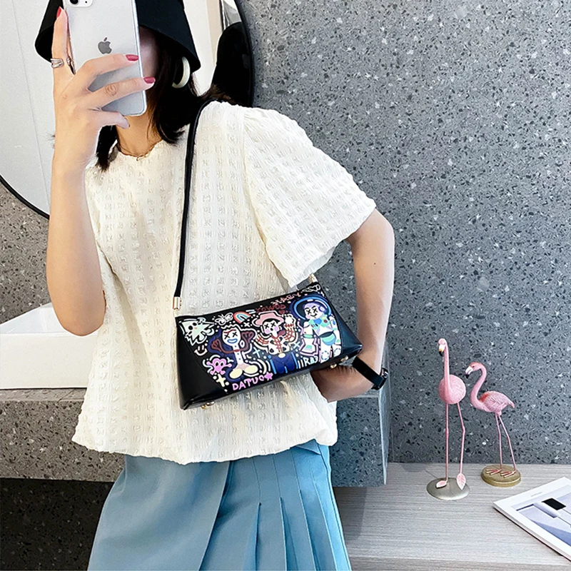 Luxury Handbag Women Crossbody Bag for 2020 Cartoon Printing Leather Shoulder Bag Brand Designer Women Axillary Bag Baguette Bag
Luxury Handbag Women Crossbody Bag for 2020 Cartoon Printing Leather Shoulder Bag Brand Designer Women Axillary Bag Baguette Bag