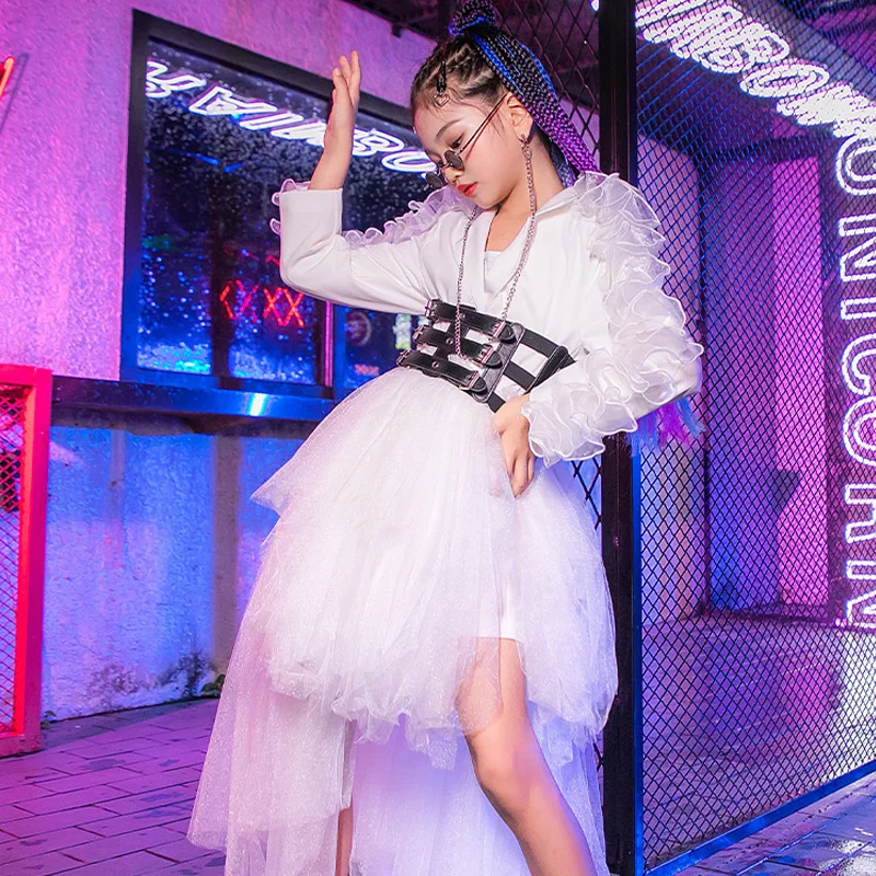 Girls Model Catwalk Fashion Clothes Children Modern Street Dance White Lace Gauze Dress Kids Hip Hop Jazz Dance Costumes DQL6155
Girls Model Catwalk Fashion Clothes Children Modern Street Dance White Lace Gauze Dress Kids Hip Hop Jazz Dance Costumes DQL6155