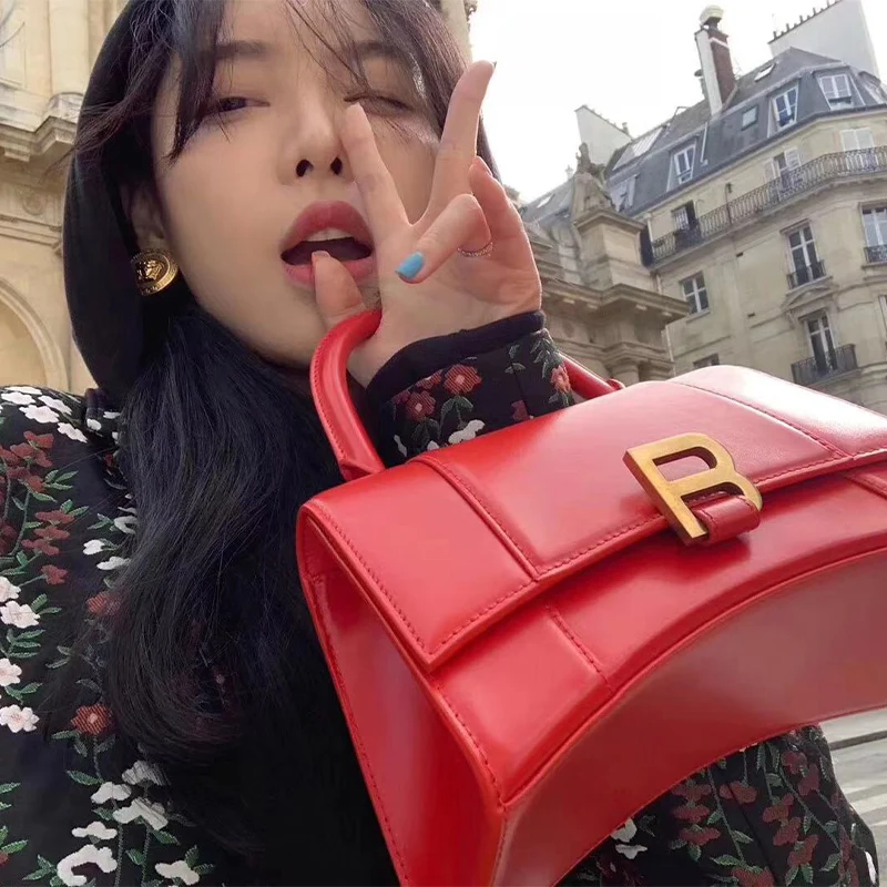 Brand Designer Small Crossbody Bags For Women 2020 High Quality Crocodile PU Leather Handbag Ladies Shoulder Strap Travel Purse
Brand Designer Small Crossbody Bags For Women 2020 High Quality Crocodile PU Leather Handbag Ladies Shoulder Strap Travel Purse