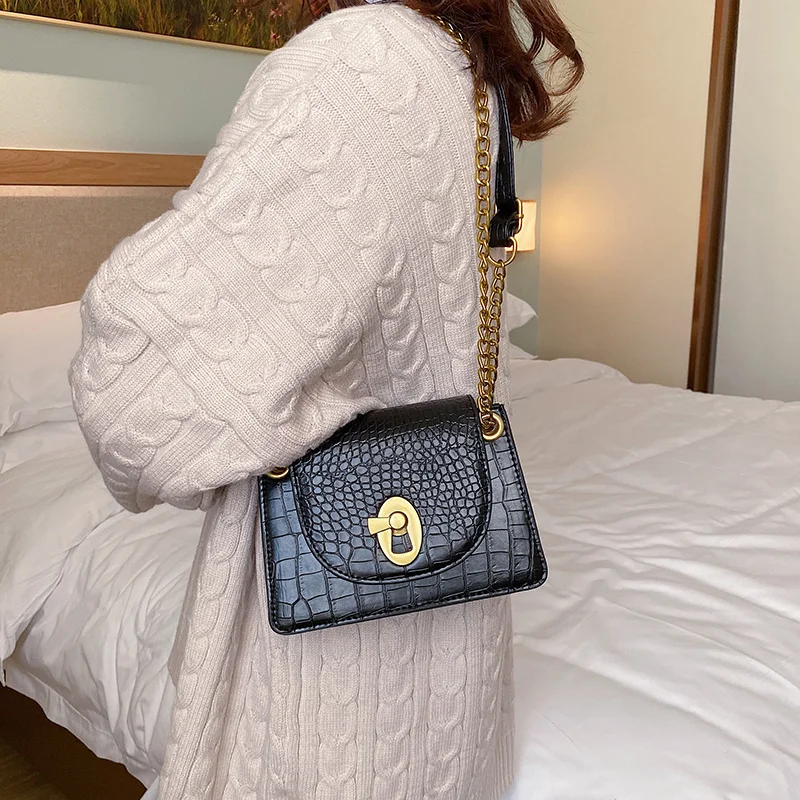 Chain Mini Pu Leather Crossbody Bags For Women 2020 Fashion Shoulder Messenger Bag Lady Travel Handbags and Purses
Chain Mini Pu Leather Crossbody Bags For Women 2020 Fashion Shoulder Messenger Bag Lady Travel Handbags and Purses
