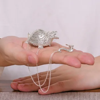 Silver tea leak tea bag sterling silver 999 handmade birthday turtle creative tea set accessories portable outdoor tea artifact 
Silver tea leak tea bag sterling silver 999 handmade birthday turtle creative tea set accessories portable outdoor tea artifact