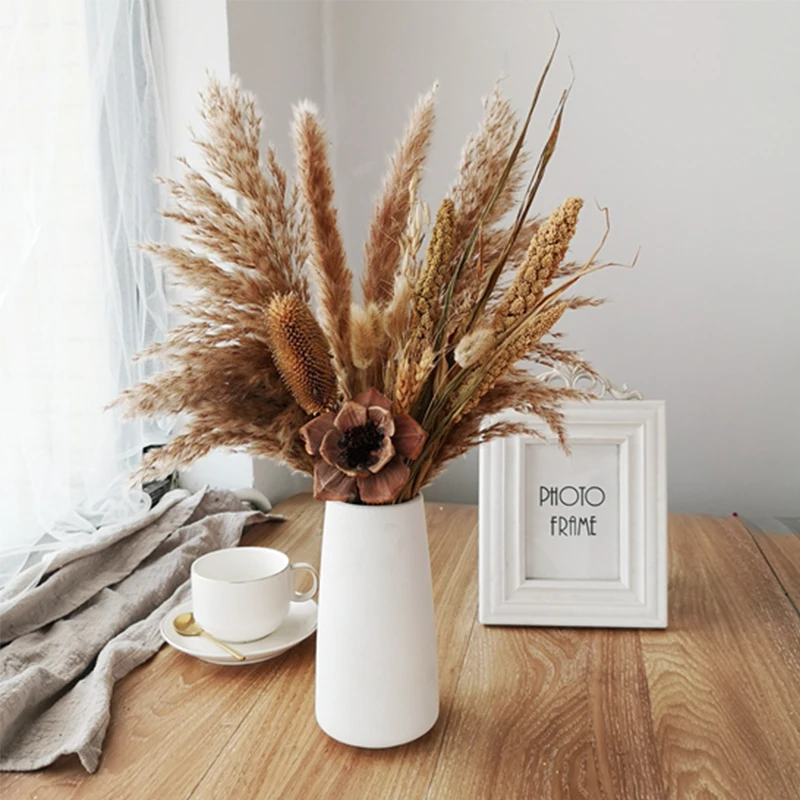 1 Set Wedding Flower Arrangement Natural Pampas Grass Decor Phragmites Reed Dried Flower Christmas Home Living Room Decoration
1 Set Wedding Flower Arrangement Natural Pampas Grass Decor Phragmites Reed Dried Flower Christmas Home Living Room Decoration