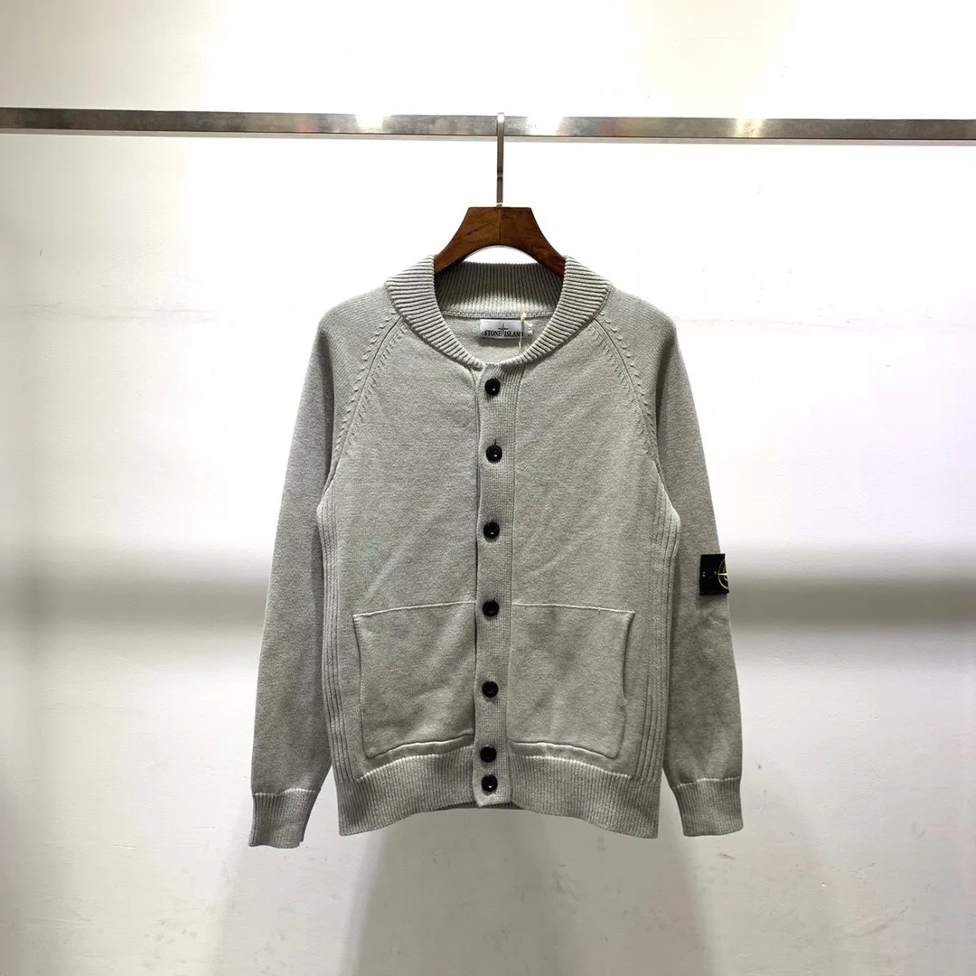 Europe And America Autumn And Winter Popular Brand Stone Island Sweater Black And White with Pattern Cotton Button Crew Neck Kni
Europe And America Autumn And Winter Popular Brand Stone Island Sweater Black And White with Pattern Cotton Button Crew Neck Kni