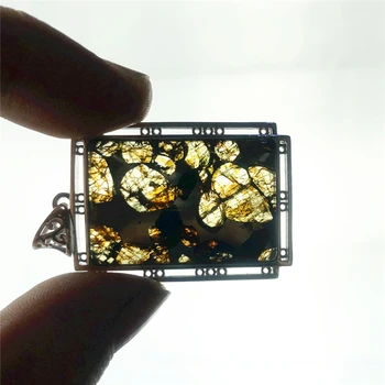 Genuine Natural Gibeon Iron Meteorite Parasite Ferrous Meteorite Women Men Necklace 36X27X8Mm Jewelry Gemstone Pendant Aaaaa
Genuine Natural Gibeon Iron Meteorite Parasite Ferrous Meteorite Women Men Necklace 36X27X8Mm Jewelry Gemstone Pendant Aaaaa
