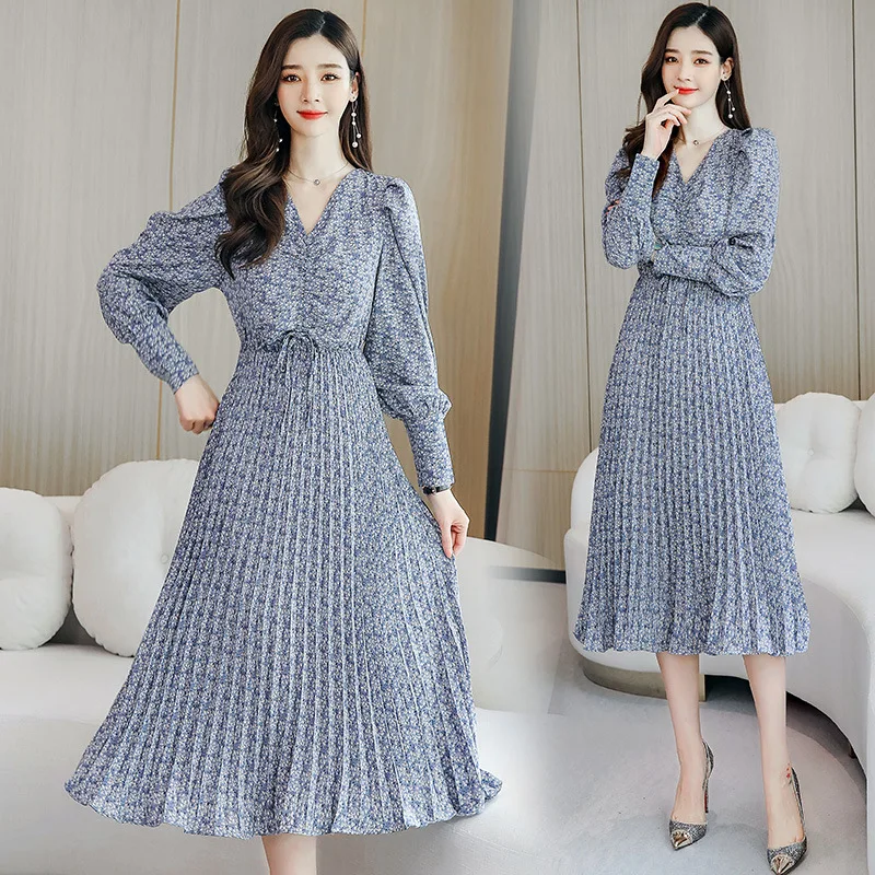 Korean-style CHIC Drawstring Pleated Waist Hugging Mid-length V-neck Slimming Elegant Lantern Sleeve Floral Pleated Dress Women'
Korean-style CHIC Drawstring Pleated Waist Hugging Mid-length V-neck Slimming Elegant Lantern Sleeve Floral Pleated Dress Women'