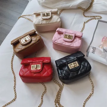 Mini bag 2020 new Korean version of the wild fashion casual Korean version of the diamond shoulder small square bag 
Mini bag 2020 new Korean version of the wild fashion casual Korean version of the diamond shoulder small square bag
