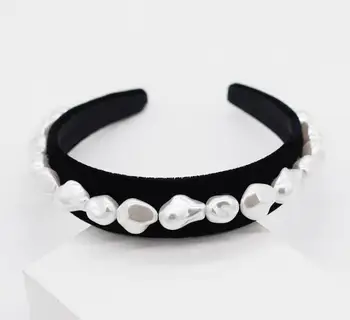 Fashion simple flannel asymmetric strip pearl geometric hairband casual street shot travel party hair accessories
Fashion simple flannel asymmetric strip pearl geometric hairband casual street shot travel party hair accessories