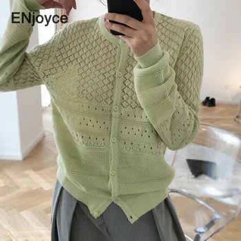Fashion Light Green Wool Single-breasted Long Sleeve Thin Cardigans Sweater Women 2020 Autumn Knitted Cardigan
Fashion Light Green Wool Single-breasted Long Sleeve Thin Cardigans Sweater Women 2020 Autumn Knitted Cardigan