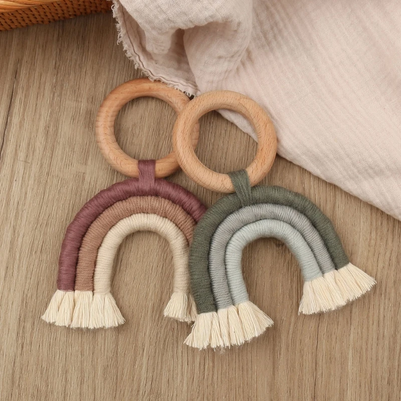 Safety Wooden Teether 1PC Christmas Baby Rainbow Teething Ring For Children Kids Baby Care Accessory Shower Gifts
Safety Wooden Teether 1PC Christmas Baby Rainbow Teething Ring For Children Kids Baby Care Accessory Shower Gifts
