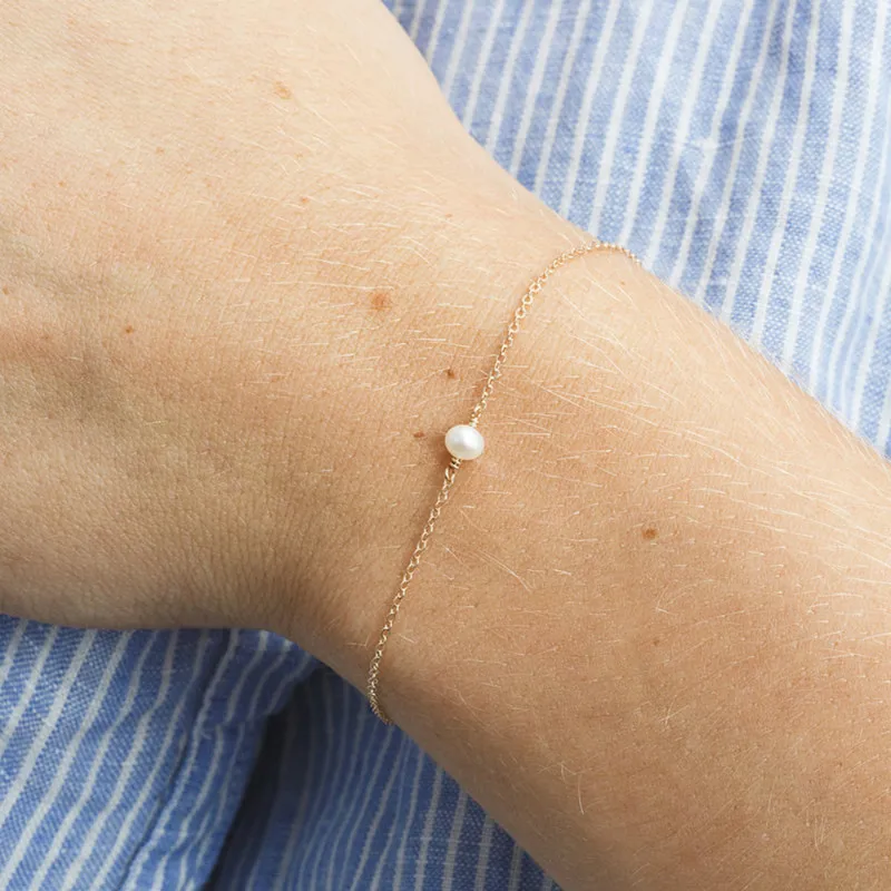 Ms. Simple Design Stainless Steel Chain Bracelet Sea Shell Imitation Pearl Geometric Bracelet Female Charm Bracelet Jewelry
Ms. Simple Design Stainless Steel Chain Bracelet Sea Shell Imitation Pearl Geometric Bracelet Female Charm Bracelet Jewelry