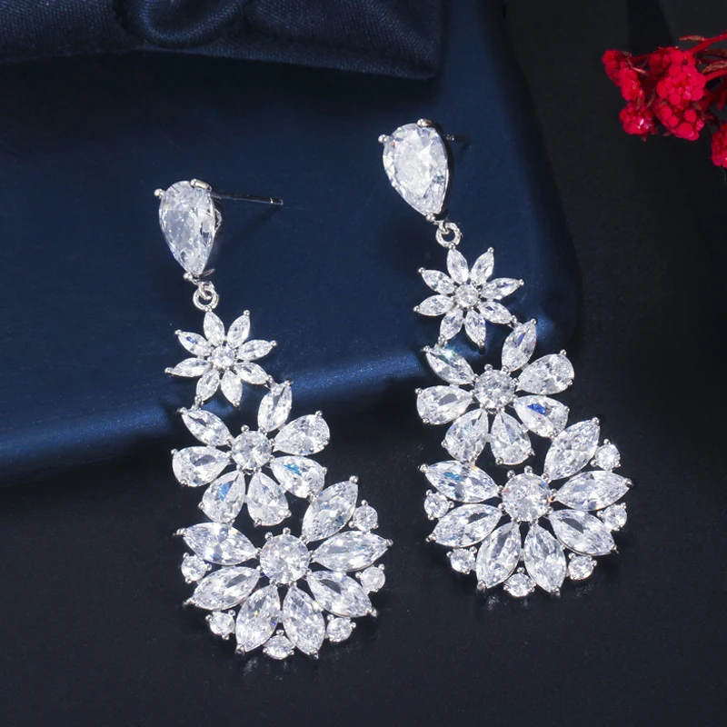 

ThreeGraces Luxury Cubic Zirconia Big Long Dangle Drop Flower Wedding Earrings for Women Bridal Party Costume Jewelry ER479