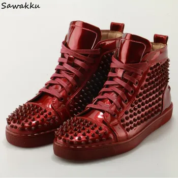 

New Designer Wine Patent Leather Men Shoes Spikes Studded High-end Super Star Rivets Loafers Casual Shoes Lace Up Zapatos Hombre