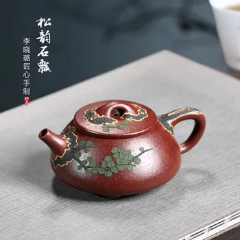 TaoYuan 】 yixing undressed ore recommended xiao-lu li pure manual purple clay teapot loose stone gourd ladle 200 cc
TaoYuan 】 yixing undressed ore recommended xiao-lu li pure manual purple clay teapot loose stone gourd ladle 200 cc