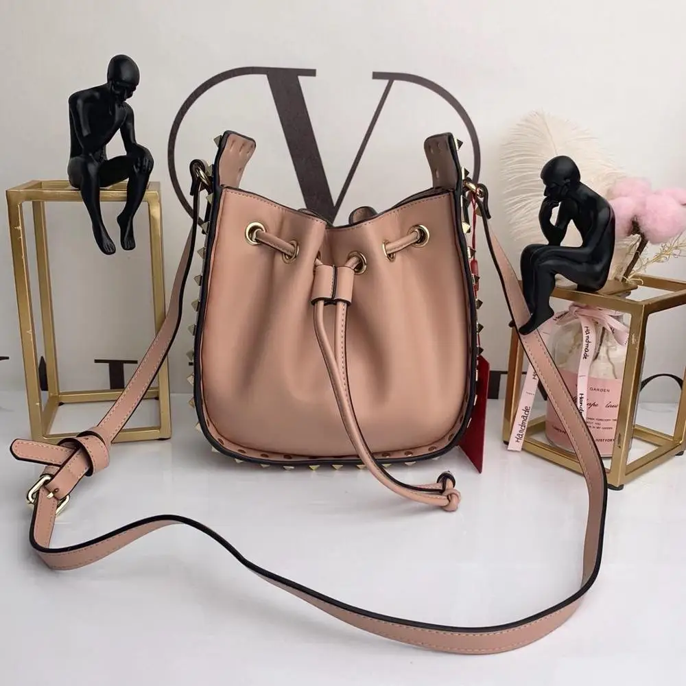 Luxury Handbags messenger Women Sailing bag High Quality real Leather Designer Shoulder Bag Famous Crossbody Bags
Luxury Handbags messenger Women Sailing bag High Quality real Leather Designer Shoulder Bag Famous Crossbody Bags