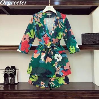 2020 New Summer Fashion Ladies Trench Shorts Sets Multi Color Printing Double Breasted Thin Coats and Wide leg Shorts Suits
2020 New Summer Fashion Ladies Trench Shorts Sets Multi Color Printing Double Breasted Thin Coats and Wide leg Shorts Suits