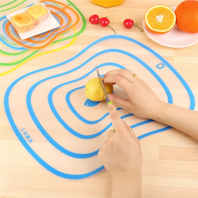 1pcs Plastic Chopping Blocks Tool Flexible Transparent Cutting Board Kitchen PP Cutting Boards Classification Chopping Board
1pcs Plastic Chopping Blocks Tool Flexible Transparent Cutting Board Kitchen PP Cutting Boards Classification Chopping Board