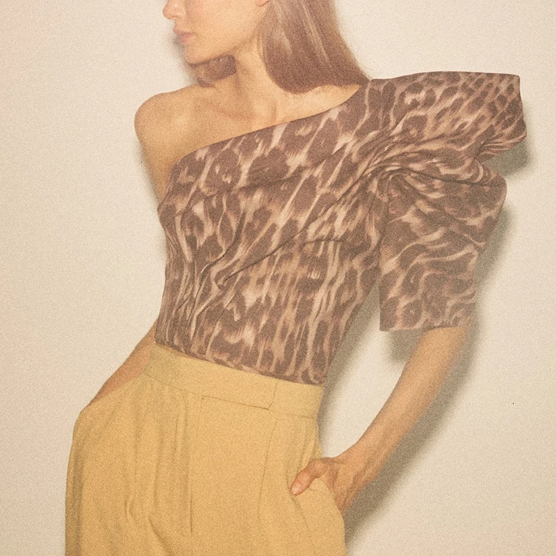 CHICEVER Vintage Leopard Blouses For Female Skew Collar Puff Sleeve Tunic Ruched Irregular Womens Shirts Fashion 2020 Clothes (5).jpg