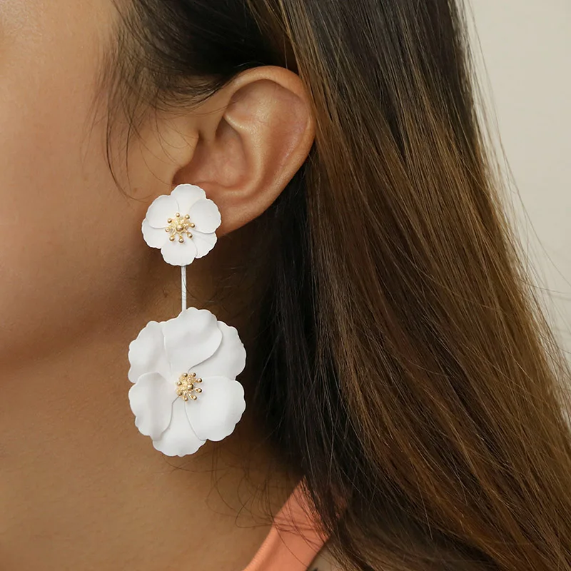 Fashion Trendy Flower Stud Earrings for Women Big Small Camellia Flower Detachable Earring Party Wedding Gift New Design Jewelry
Fashion Trendy Flower Stud Earrings for Women Big Small Camellia Flower Detachable Earring Party Wedding Gift New Design Jewelry
