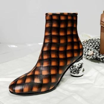 Plus size 34-43 women's genuine leather side zip high heel ankle boots elegant laddies autumn dress short booties shoes women
Plus size 34-43 women's genuine leather side zip high heel ankle boots elegant laddies autumn dress short booties shoes women