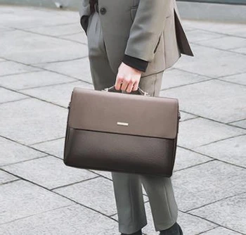 PU Leather Men's Messenger Crossbody Shoulder Bag Travel Handbag Coffice Satchel Bag for Business Casual 
PU Leather Men's Messenger Crossbody Shoulder Bag Travel Handbag Coffice Satchel Bag for Business Casual