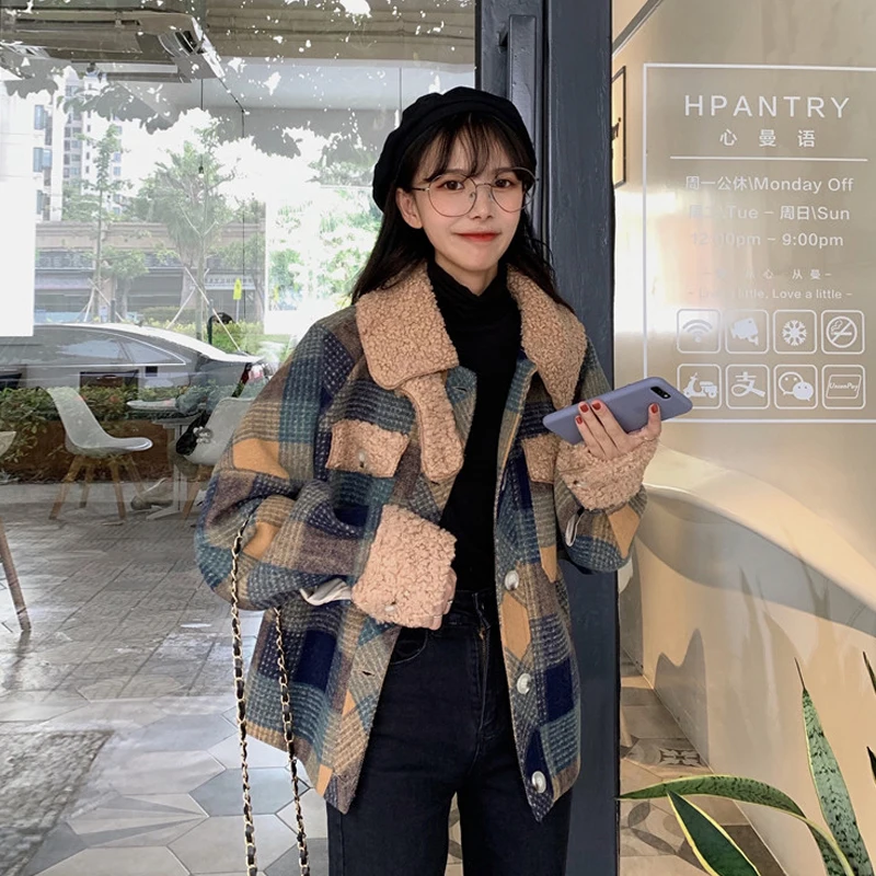 Autumn 2020 New Korean Version of Small Woolen Coat Women's Loose Retro Plaid Imitation Lamb Woolen
Autumn 2020 New Korean Version of Small Woolen Coat Women's Loose Retro Plaid Imitation Lamb Woolen