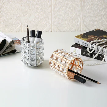 Multifunctional European-style Crystal Pen Holder Makeup Brush Storage Tube Eyebrow Pencil Comb Finishing Storage Box Decoration
Multifunctional European-style Crystal Pen Holder Makeup Brush Storage Tube Eyebrow Pencil Comb Finishing Storage Box Decoration