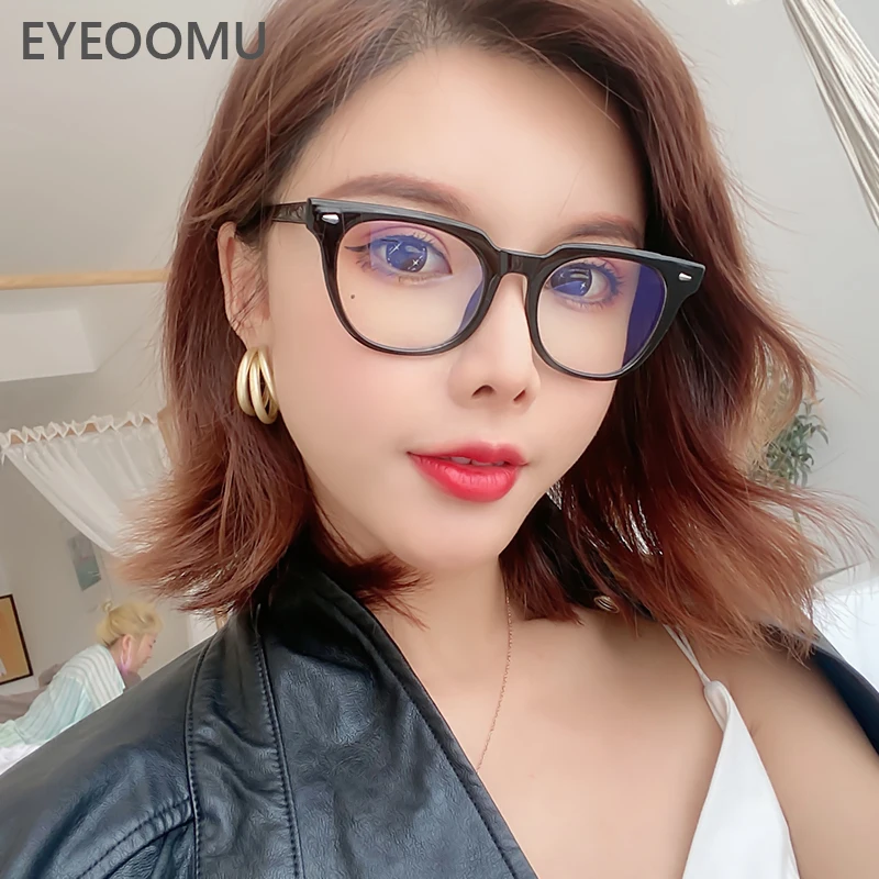 EYEOOMU New Computer Eyeglasses Women Blue Light Blocking Glasses TR90 Frames Men Radiation Protection Eyewear Optical Spectacle
EYEOOMU New Computer Eyeglasses Women Blue Light Blocking Glasses TR90 Frames Men Radiation Protection Eyewear Optical Spectacle