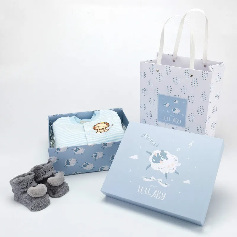 Creative Cartoon Gift Box Clothing Box Folding Gift Box Cartons Valentine's Day Children's Day Birthday Party Gift Boxes Bags
Creative Cartoon Gift Box Clothing Box Folding Gift Box Cartons Valentine's Day Children's Day Birthday Party Gift Boxes Bags