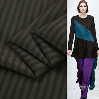 Classic deep brown stripe print silk Crepe DE chine silk fabric 19momme,SCDC833 
Classic deep brown stripe print silk Crepe DE chine silk fabric 19momme,SCDC833