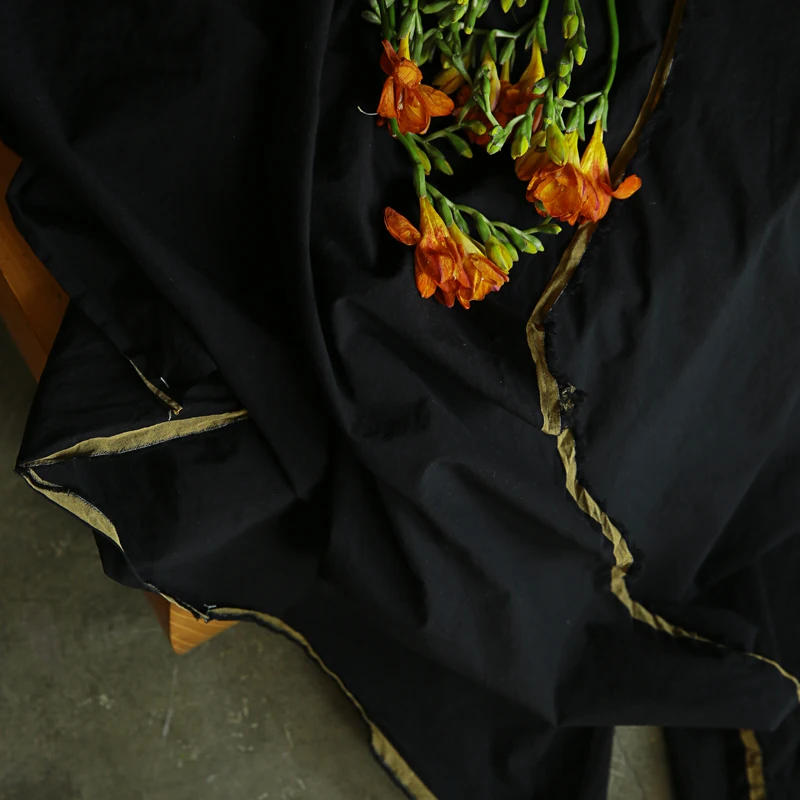 Высококачественная и плотная пряжа из окрашенного хлопка в стиле пэчворк из чистого черного ткани для модных платьев и одежды 
Высококачественная и плотная пряжа из окрашенного хлопка в стиле пэчворк из чистого черного ткани для модных платьев и одежды