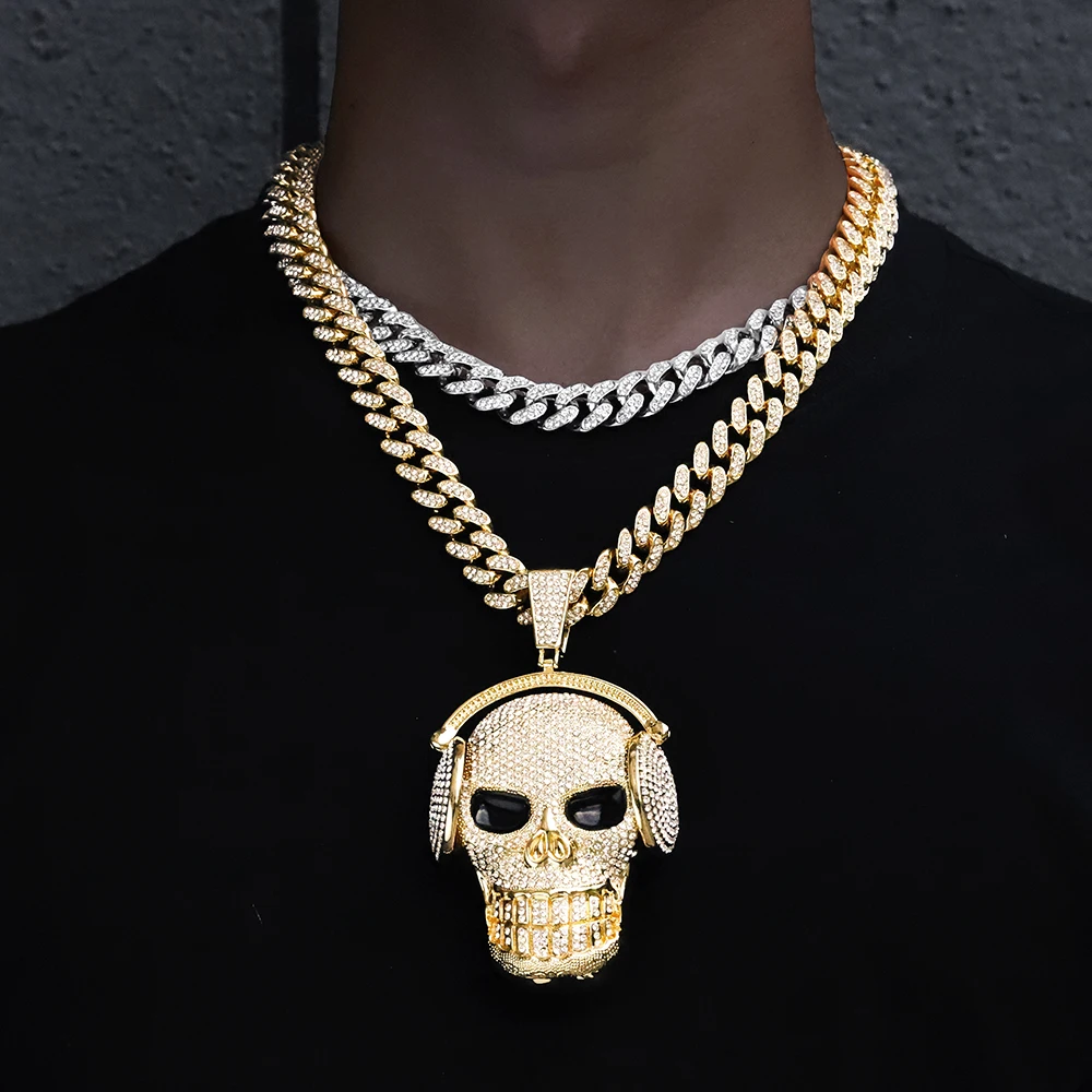 2021 fashion personality hip hop square crystal zircon skull pendant necklace men and women Cuban chain necklace jewelry gift
2021 fashion personality hip hop square crystal zircon skull pendant necklace men and women Cuban chain necklace jewelry gift