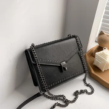 Rivets Shoulder Messenger Bag Small PU Leather Crossbody Bags For Women 2020 Female Travel Handbags Chain Cross Body Bag white 
Rivets Shoulder Messenger Bag Small PU Leather Crossbody Bags For Women 2020 Female Travel Handbags Chain Cross Body Bag white