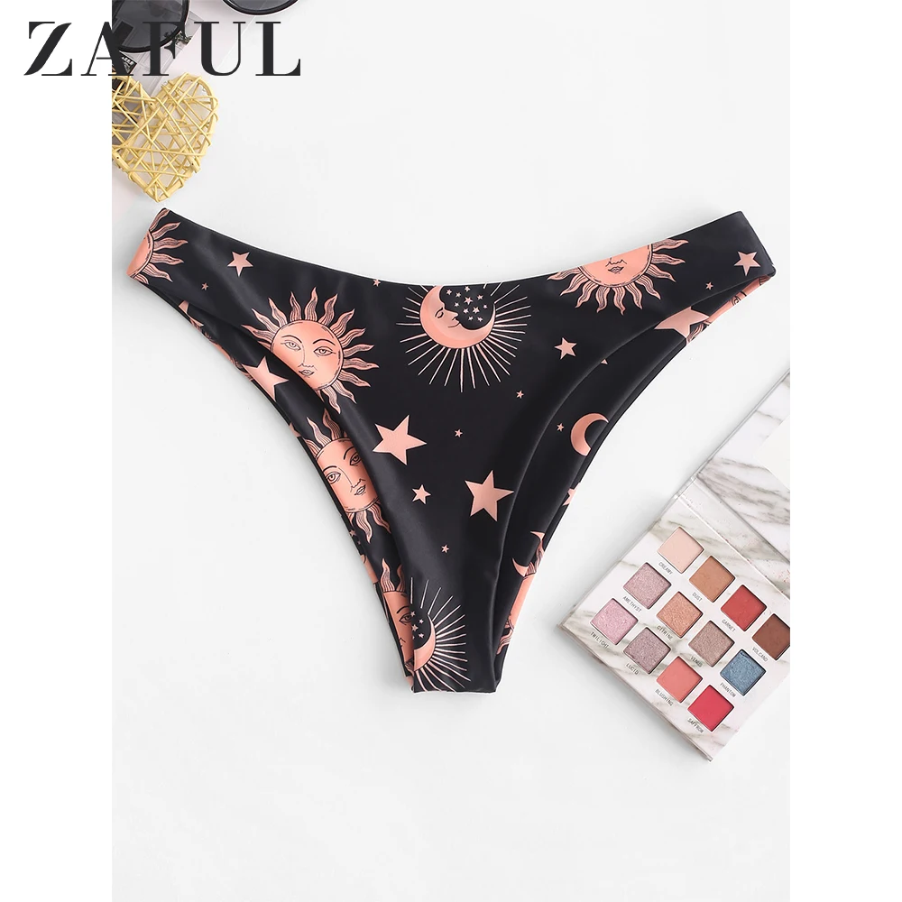 ZAFUL Sun Moon Star Print High Cut Bikini Bottom For Women Low Waisted Bikini Briefs Ladies Celestial Swim Panties 2020 Newest
ZAFUL Sun Moon Star Print High Cut Bikini Bottom For Women Low Waisted Bikini Briefs Ladies Celestial Swim Panties 2020 Newest