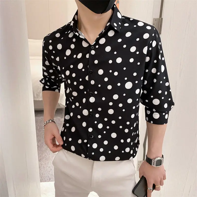 2021 Summer Men's Fashion Dot Printed Medium Sleeves Shirts Social Style Camisa Masculina Streetwear Clothes Shirts Size M-3XL
2021 Summer Men's Fashion Dot Printed Medium Sleeves Shirts Social Style Camisa Masculina Streetwear Clothes Shirts Size M-3XL