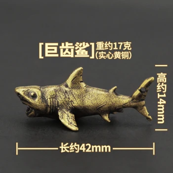 Brass pendant car copper key ring handcraft creative shark pendant jewelry for men and women personalized old craft
Brass pendant car copper key ring handcraft creative shark pendant jewelry for men and women personalized old craft