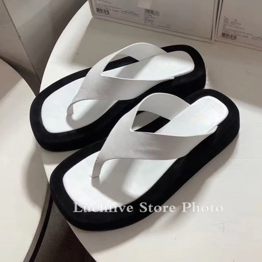 

2024 hot Real Leather Flip Flops Slippers women Split toe Thick Bottom Flats Summer Shoes White Black Casual Beach Shoes Woman