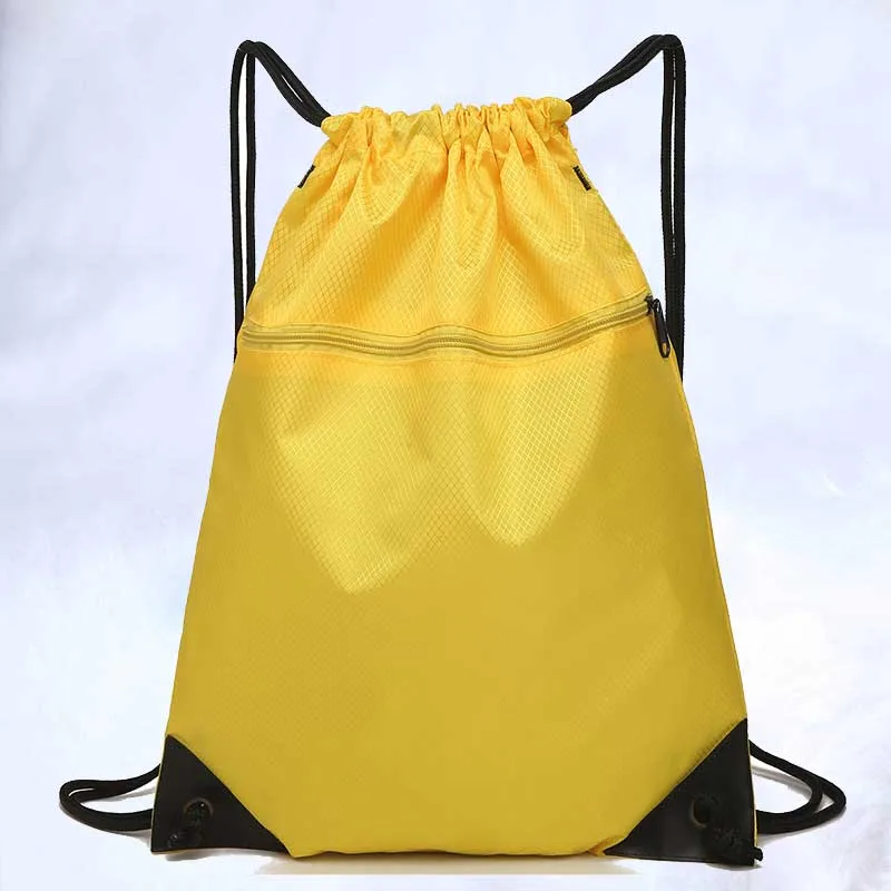 Fresh and lightweight nylon rope drawstring bag new fashion drawstring sport bag custom simple solid color band mouth backpack
Fresh and lightweight nylon rope drawstring bag new fashion drawstring sport bag custom simple solid color band mouth backpack