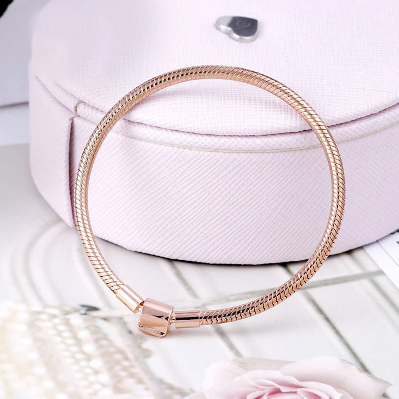 Free Shipping Real 925 Sterling Silver Daisy Chain, Snake Bone Chain, Bracelet Fit European Charm Bracelets Women Jewelry
Free Shipping Real 925 Sterling Silver Daisy Chain, Snake Bone Chain, Bracelet Fit European Charm Bracelets Women Jewelry