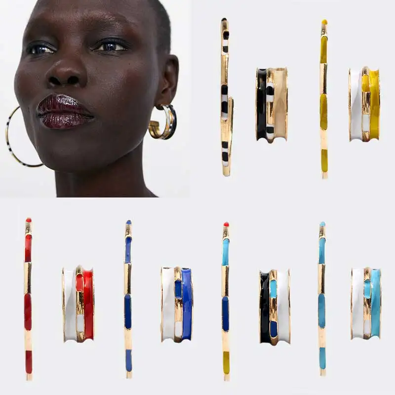 Flatfoosie ZA Multicolor Big Hoop Earrings For Women Vintage Round Large Gold Color Metal Asymmetry Statement Earrings Jewelry
Flatfoosie ZA Multicolor Big Hoop Earrings For Women Vintage Round Large Gold Color Metal Asymmetry Statement Earrings Jewelry