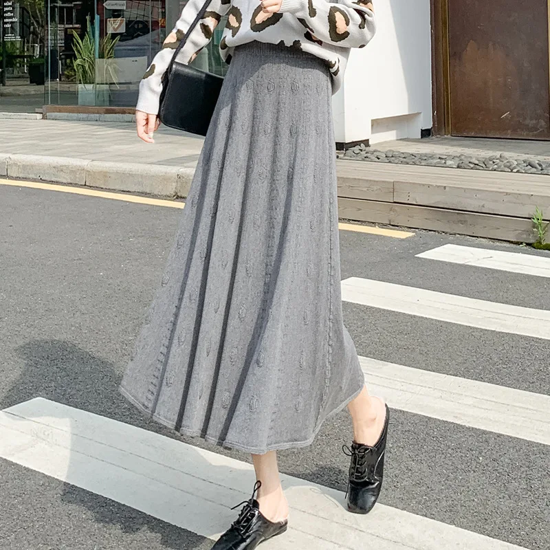 FairyShely Gray Knitted Long Pleated Skirts Women 2023 Autumn Winter Warm High Waist Midi Skirt Ladies Office Skirts
FairyShely Gray Knitted Long Pleated Skirts Women 2023 Autumn Winter Warm High Waist Midi Skirt Ladies Office Skirts