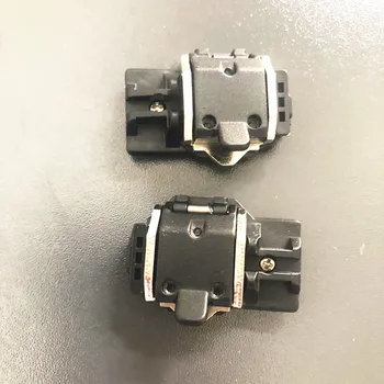 3 in 1 fiber clamp is suitable for FSM-60S FSM-18S fiber fusion splicer 250um 900um FTTH fiber holder 
3 in 1 fiber clamp is suitable for FSM-60S FSM-18S fiber fusion splicer 250um 900um FTTH fiber holder