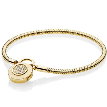 Original Gold Color Logo Signature Padlock Smooth Snake Bracelet Bangle Fit 925 Sterling Silver Bead Charm Diy Europe Jewelry
Original Gold Color Logo Signature Padlock Smooth Snake Bracelet Bangle Fit 925 Sterling Silver Bead Charm Diy Europe Jewelry